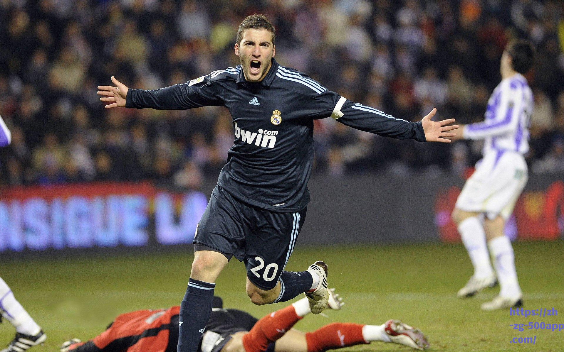 官方确认,斯图加特2670万欧签下布莱顿前锋昂达夫,德甲锋线再添强援