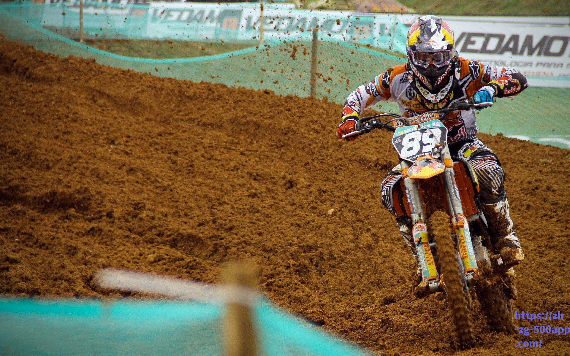 中国女重世界杯团体摘银 东京奥运入场券近在咫尺